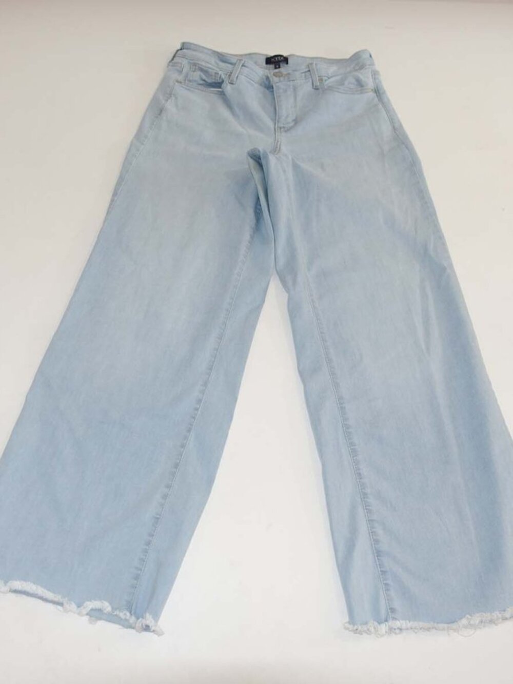 NYDJ Women's Teresa Wide Leg Jeans Size 6 Light Blue Mid Rise 29.5" Inseam Denim